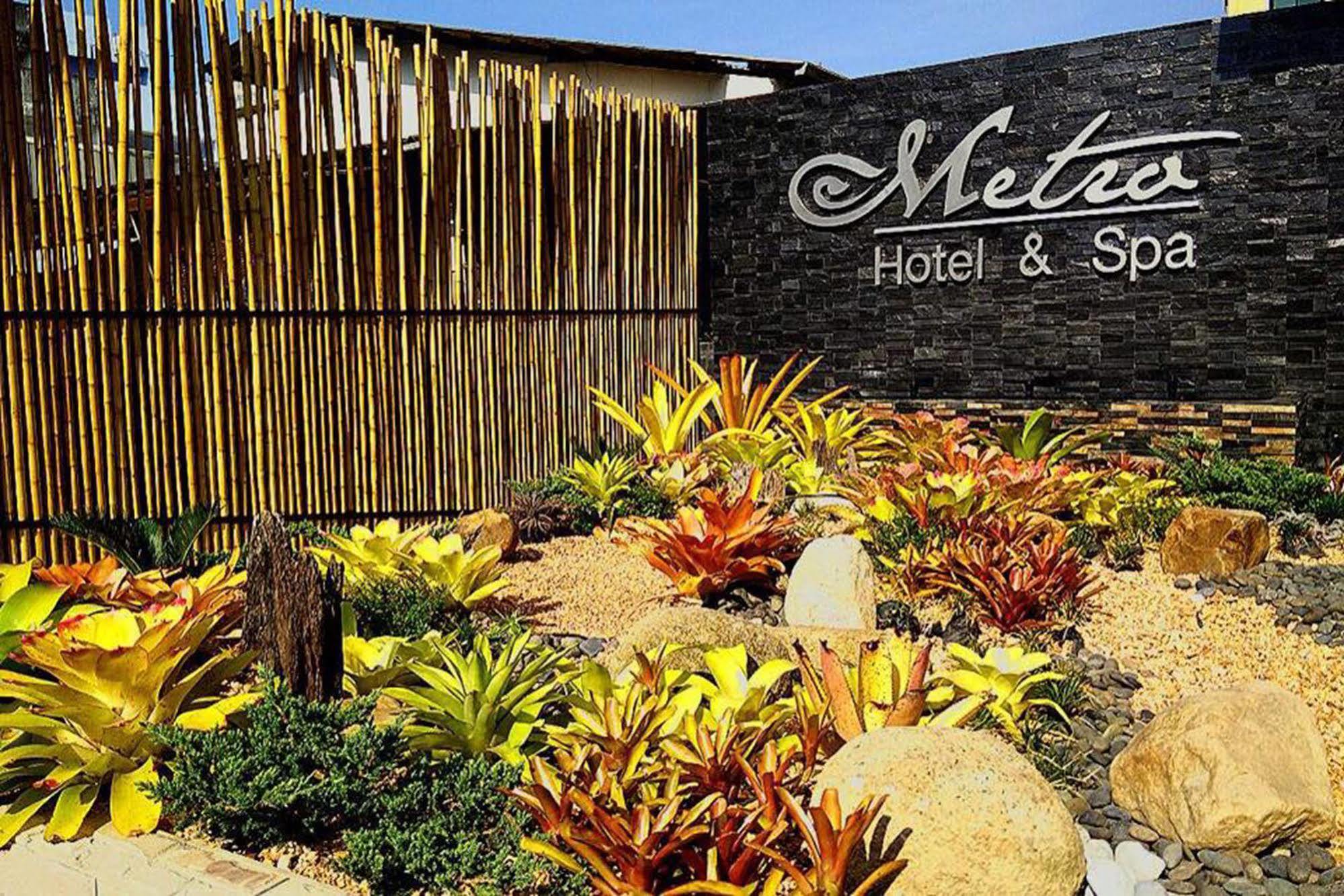 Metro Hotel & Spa Thung Song Екстериор снимка